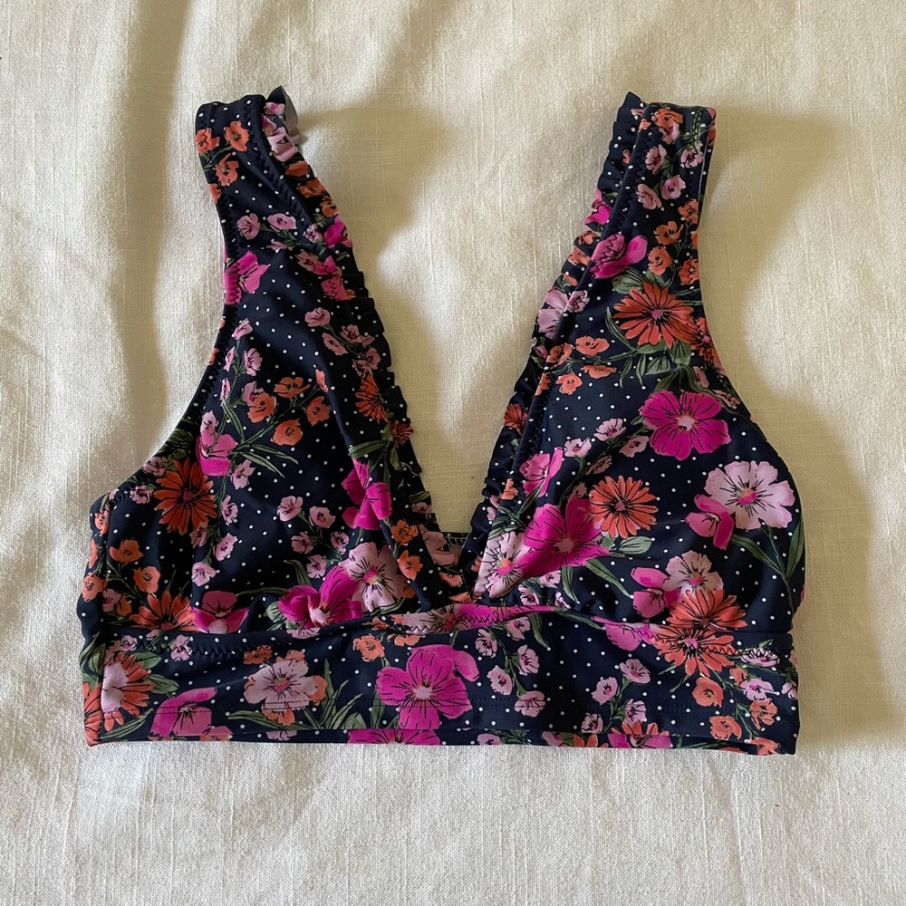 floral bikini top !!